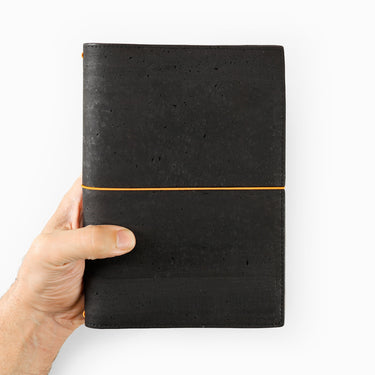Corkor-A5-Cork-Portfolio-black-hand #color_black