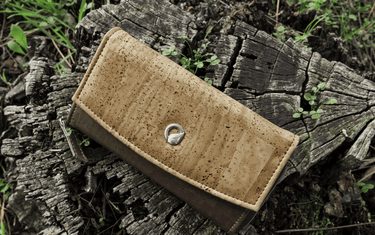 Find a Vegan Wallet That Ticks All Your Boxes - Corkor