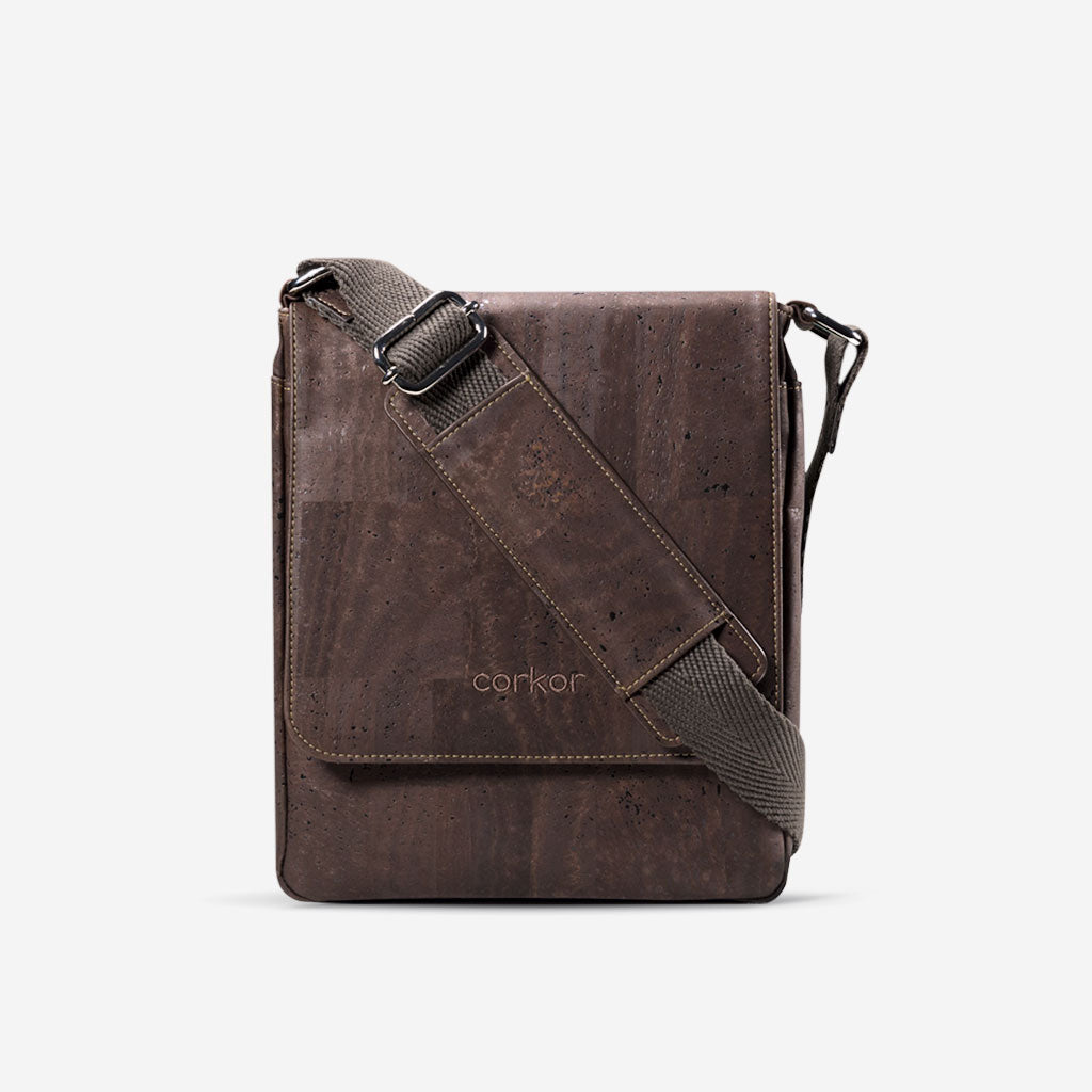 Corkor Cork Messenger Bag Men Vegan Eco friendly Alternative