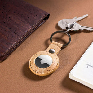 Airtag Keychain for Apple | Cork