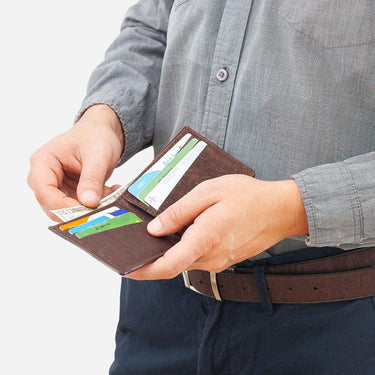 Airtag Wallet Slim Bifold - Corkor