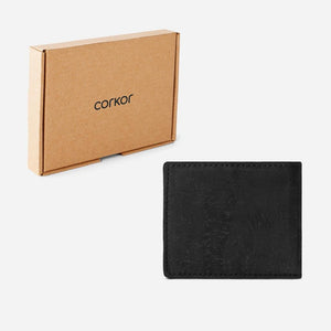 The Bifold Wallet for Men and its box.